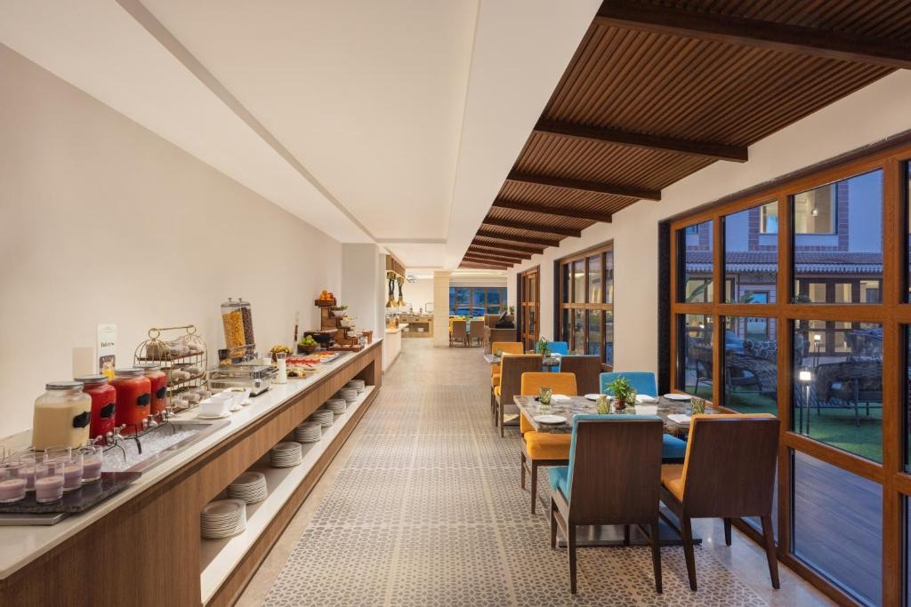 هتل فانتون سلکت